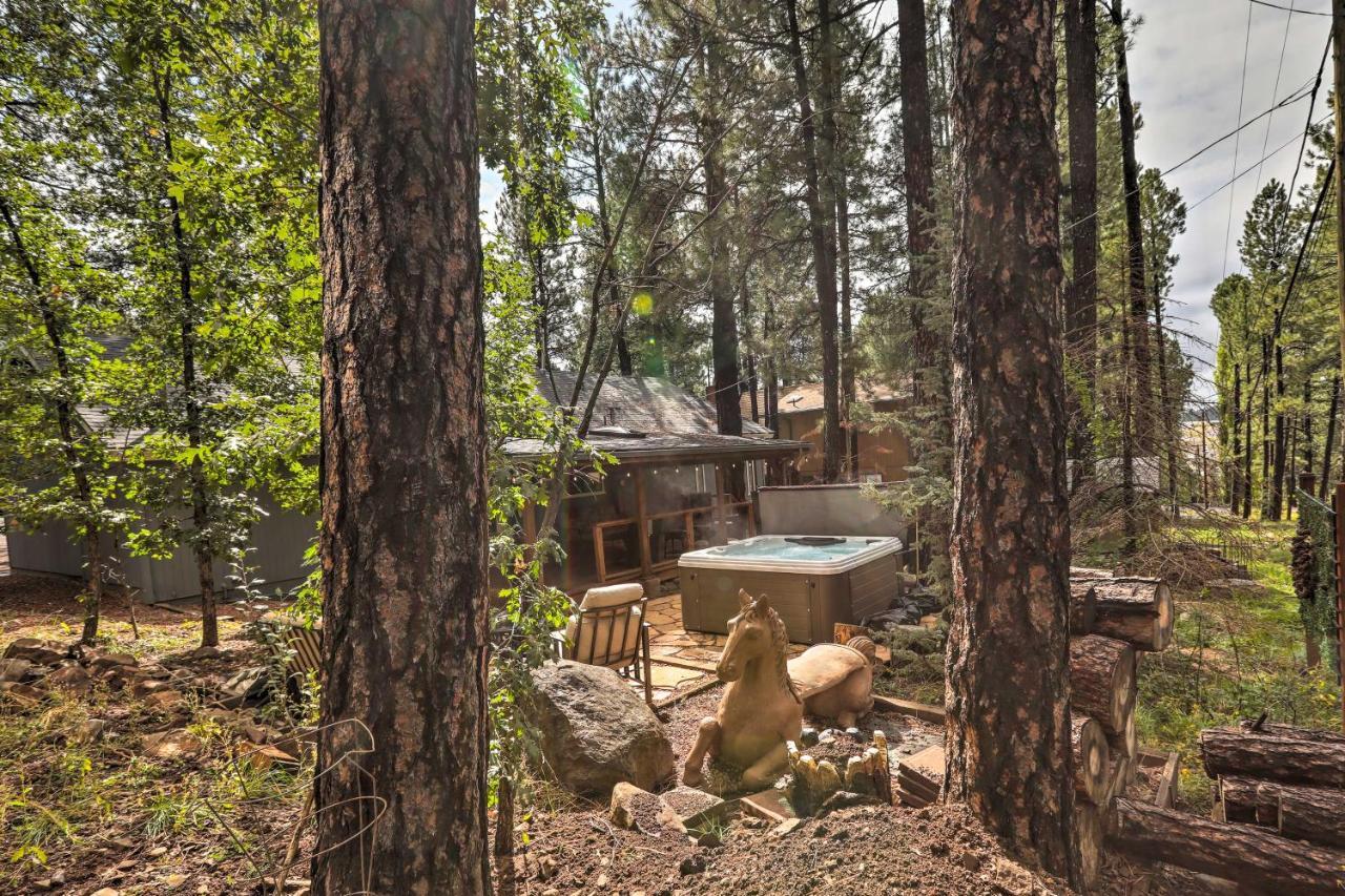 Pet-Friendly Munds Park Cabin With Hot Tub And Patio Ngoại thất bức ảnh